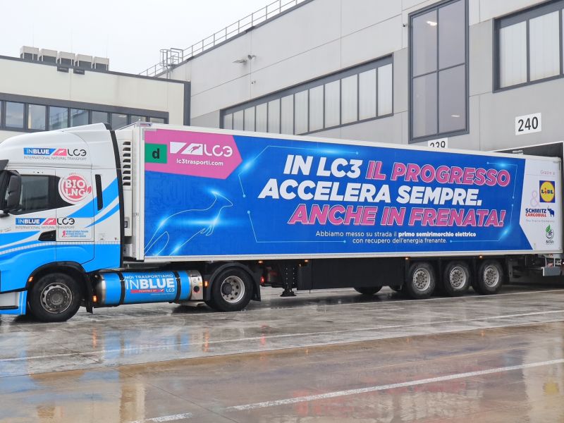 Technoretail - Lidl mette su strada il suo primo semirimorchio refrigerato elettrico 